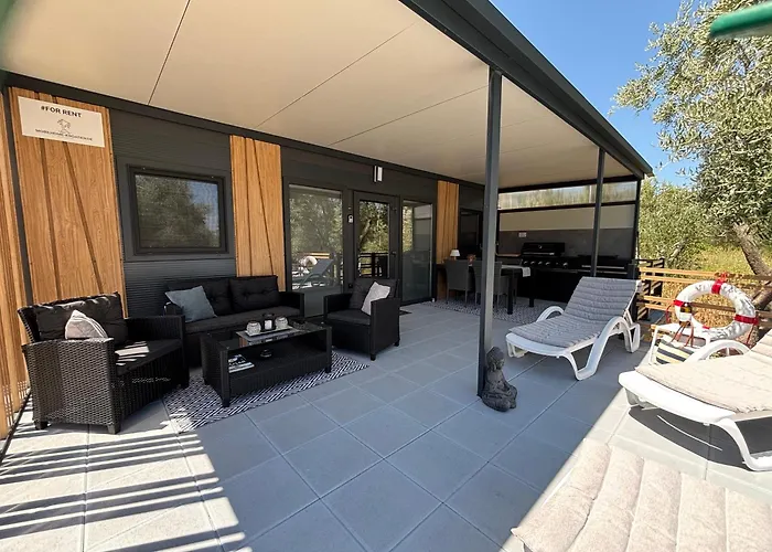 Vakantiehuis Mobilhome Tkon